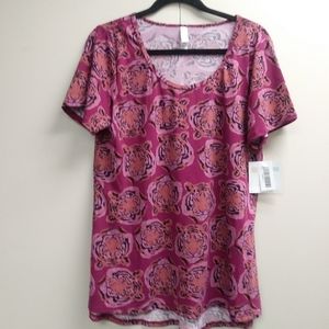 NWT Lularoe tiger classic tee